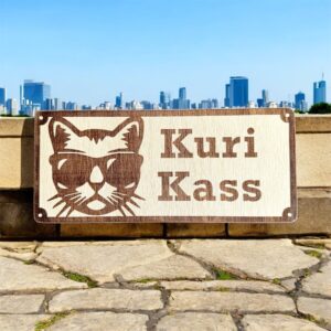 Lõbus silt "Kuri kass"